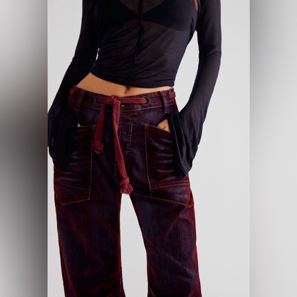 Free People We The Free Moxie Flocked Pull On Barrel Jeans Sz 28 Red RARE! $228 - Picture 13 of 15